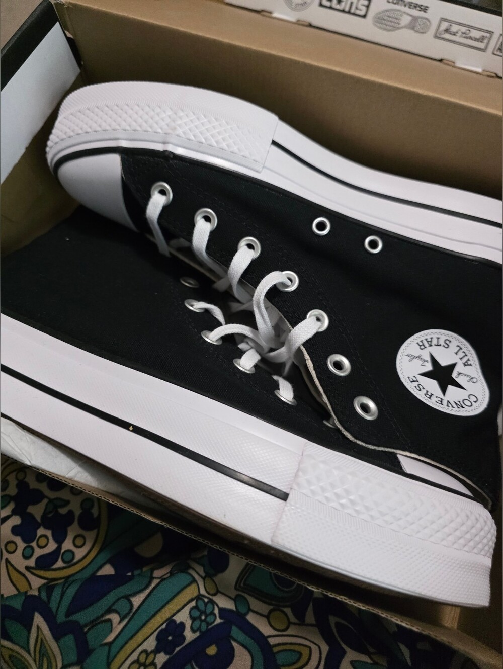 Converse Black & White KHigh-Top Sneakers Size 9